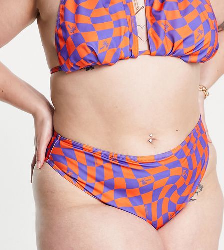 Plus - Bas de bikini taille haute en tissu recyclé à carreaux - Collusion - Modalova
