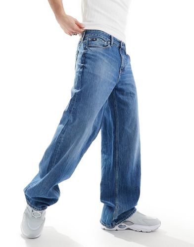 Jean droit ample - Bleu foncé délavé - Calvin Klein Jeans - Modalova