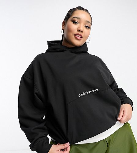 Plus - Institutional - Sweat à capuche oversize à logo - Noir - Calvin Klein Jeans - Modalova
