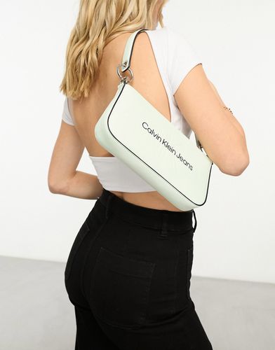 Pochette portée épaule structurée - Blanc - Calvin Klein Jeans - Modalova