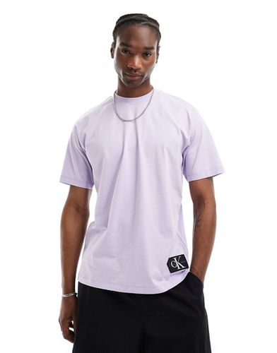 T-shirt oversize avec écusson - Lilas pastel - Calvin Klein Jeans - Modalova