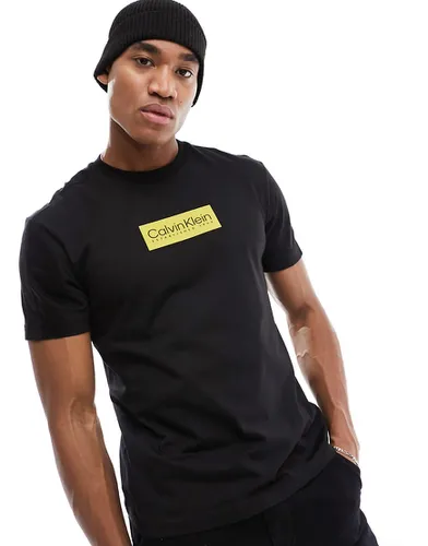 T-shirt avec logo caoutchouté en relief - Calvin Klein - Modalova
