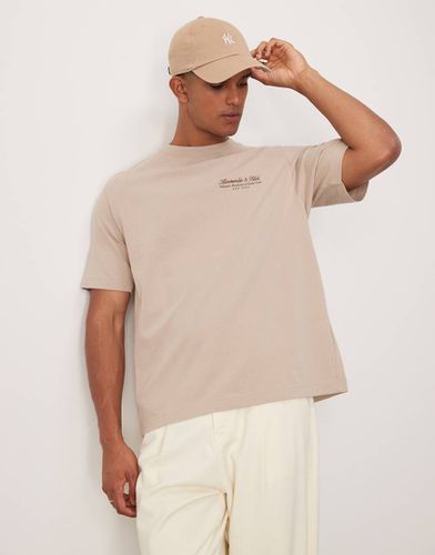 T-shirt avec logo brodé poli - Taupe foncé - Abercrombie & Fitch - Modalova