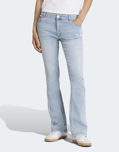 Adilenium Season 4 Teamgeist - Pantalon slim en denim - clair - Adidas Originals - Modalova