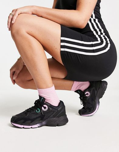 Astir - Baskets avec empiècements ronds multicolores - Noir - Adidas Originals - Modalova