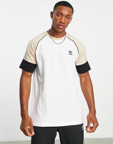 SPRT US - T-shirt à manches raglan avec logo trèfle - Adidas Originals - Modalova