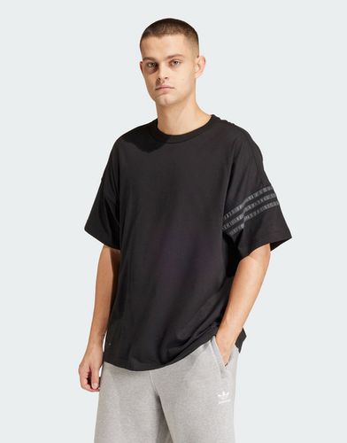 Street Neuclassic - T-shirt - Adidas Originals - Modalova