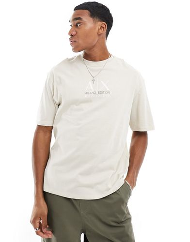 T-shirt confort avec logo au centre de la poitrine - Beige - Armani Exchange - Modalova