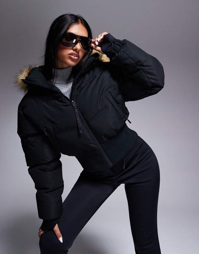 Bomber de ski court et isolant avec capuche en fausse fourrure - Noir - Asos 4505 - Modalova