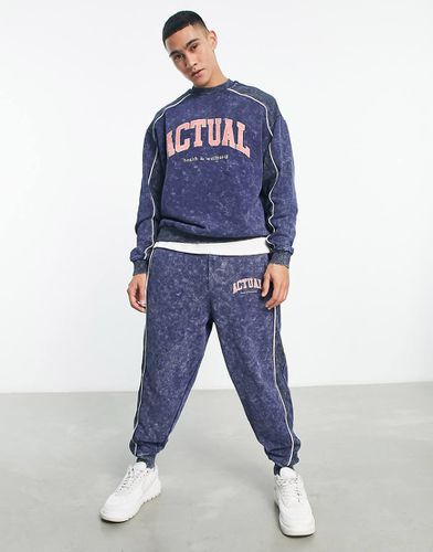 ASOS - Actual - Jogging décontracté avec passepoil et logo imprimé sur le devant - délavé - Asos Design - Modalova