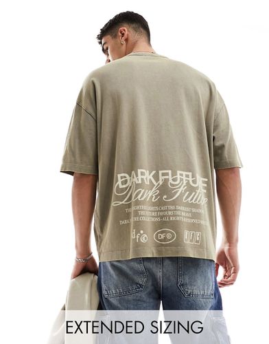 ASOS Dark Future - T-shirt oversize avec imprimé dans le dos - Marron délavé - Asos Design - Modalova