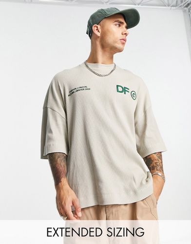 ASOS Dark Future - T-shirt oversize en jersey côtelé avec logos brodés - Neutre - Asos Design - Modalova