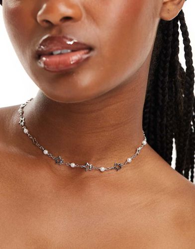 Collier ras de cou avec perles fantaisie et étoiles - Asos Design - Modalova