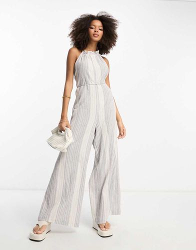 Combinaison large dos nu effet froissé à volants et rayures - Asos Design - Modalova