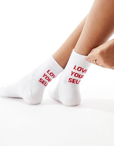 Chaussettes à inscription Love Yourself - Asos Design - Modalova