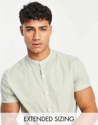 Chemise ajustée avec col grand-père - sauge - Asos Design - Modalova