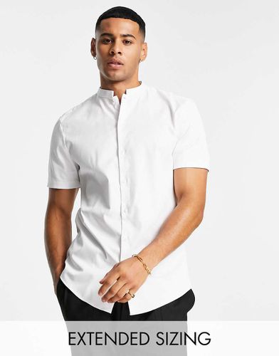 Chemise cintrée à col mao en satin - Asos Design - Modalova