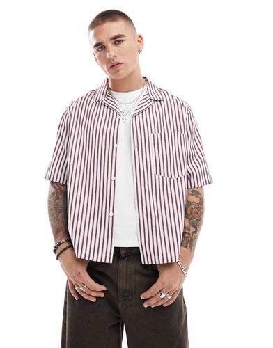 Chemise décontractée coupe carrée à col cranté et rayures - Bordeaux/ - Asos Design - Modalova