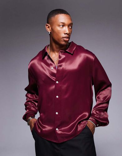 Chemise décontractée en satin - Bordeaux - Asos Design - Modalova