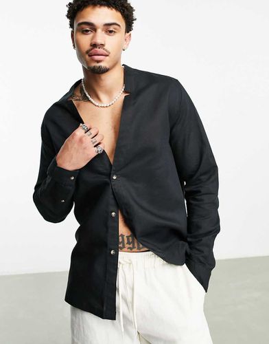 Chemise en lin avec col cranté plongeant - Noir - Asos Design - Modalova