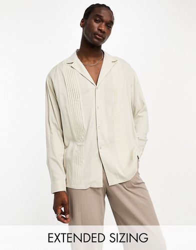 Chemise oversize en viscose à large revers et plis sur le devant style années 90 - Taupe - Asos Design - Modalova