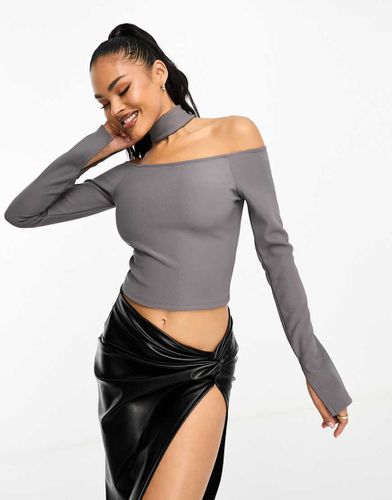 Crop top à épaules dénudées, manches longues et effet collier ras de cou - Anthracite - Asos Design - Modalova