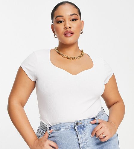 ASOS DESIGN Curve - Body t-shirt à manches courtes avec décolleté en caur - Asos Curve - Modalova