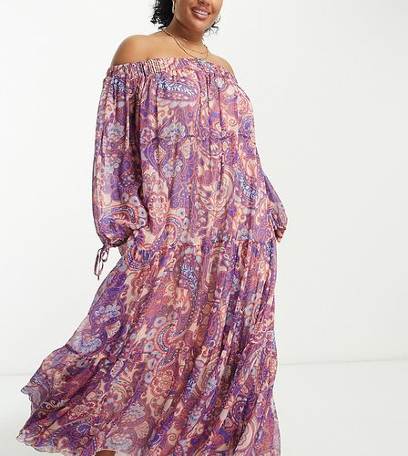 ASOS DESIGN Curve - Exclusivité - Robe longue à épaules dénudées avec imprimé fleurs et cachemire métallisé - Asos Curve - Modalova