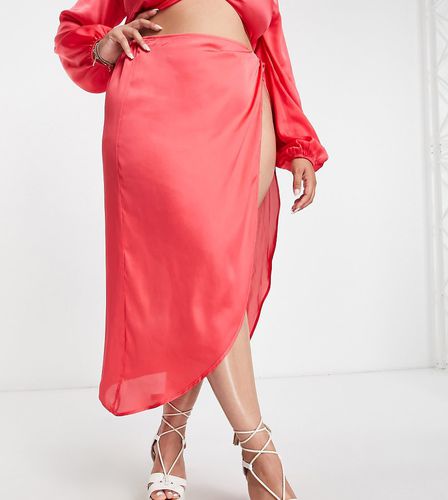 ASOS DESIGN Curve - Jupe de plage longue en satin avec détail torsadé - Rose - Asos Curve - Modalova