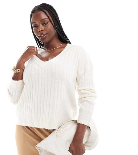 ASOS DESIGN Curve - Pull ctel  col en V - Crme - Asos Curve - Modalova