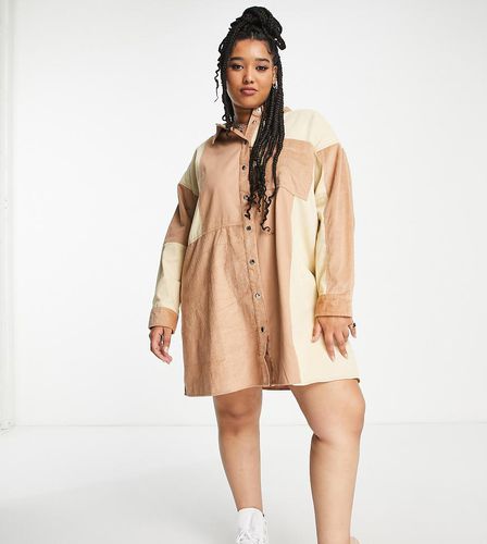 ASOS DESIGN Curve - Robe chemise courte oversize en velours côtelé effet patchwork - Beige - Asos Curve - Modalova