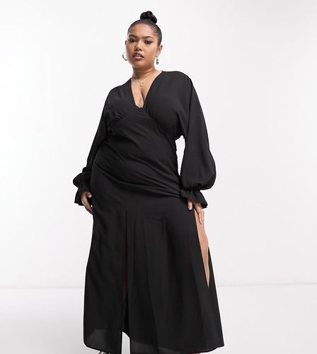 ASOS DESIGN Curve - Robe longue à décolleté plongeant et manches chauve-souris - Asos Curve - Modalova