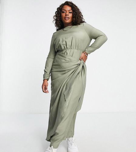 ASOS DESIGN Curve - Robe longue en lin à jupe portefeuille - Kaki - Asos Curve - Modalova