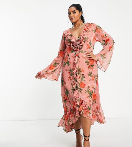 ASOS DESIGN Curve - Robe mi-longue à décolleté plongeant, volants et effet froissé - Rose fleuri - Asos Curve - Modalova