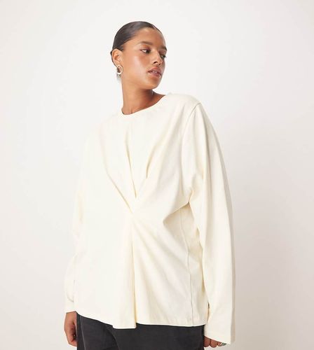ASOS DESIGN Curve - T-shirt  manches longues et dtail pliss - Crme - Asos Curve - Modalova