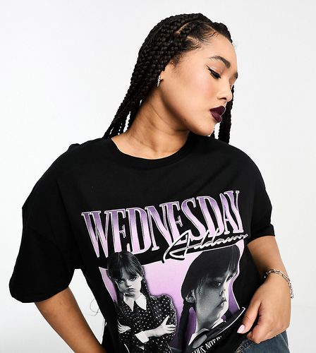 ASOS DESIGN Curve - T-shirt oversize avec imprimé Mercredi Addams sous licence - et violet - Asos Curve - Modalova