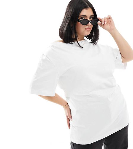 ASOS DESIGN Curve - Top asymétrique cintré à la taille à encolure bateau - Asos Curve - Modalova