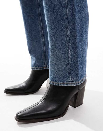 Bottines chelsea à talon en cuir avec semelle naturelle - Asos Design - Modalova