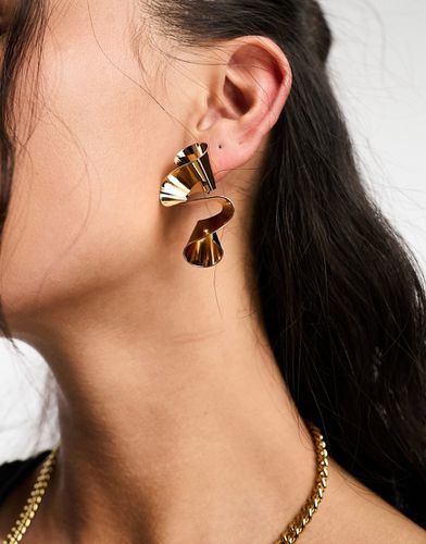 Boucles d'oreilles à pendant forme ondulée abstraite - Asos Design - Modalova