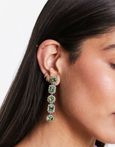 Boucles d'oreilles avec pendant linéaire orné de cristaux variés - et vert - Asos Design - Modalova
