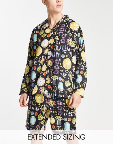 Ensemble de pyjama avec chemise à manches longues et short à imprimé - Noir - Asos Design - Modalova