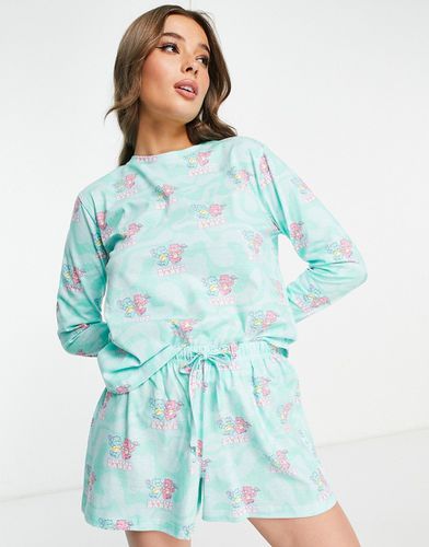 Ensemble pyjama à motif Bisounours extraterrestre avec top à manches longues et short - Asos Design - Modalova