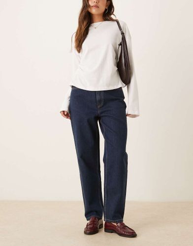 Jean mom dcontract  taille haute - Bleu brut - Asos Design - Modalova