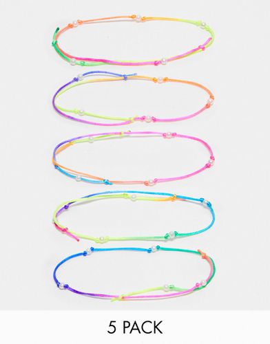 Lot 5 bracelets en corde avec perles nacrées - Asos Design - Modalova