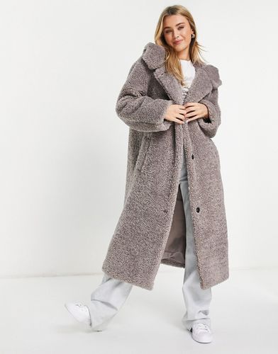 Manteau oversize imitation peau de mouton à capuche - Asos Design - Modalova