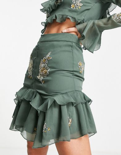 Mini-jupe d'ensemble en fil coupé avec fleurs à ornements - Asos Design - Modalova