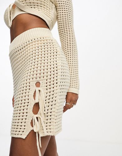 Mini-jupe d'ensemble en maille crochetée - Crème - Asos Design - Modalova