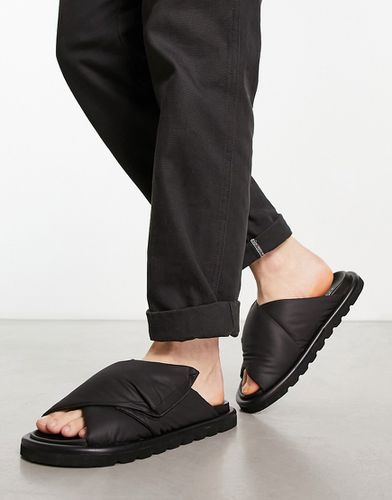Sandales à lanières matelassées croisées - Noir - Asos Design - Modalova