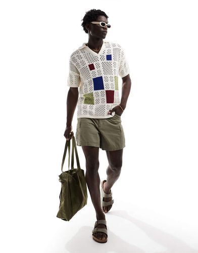 Polo à col cranté effet color block en maille au crochet - Écru - Asos Design - Modalova