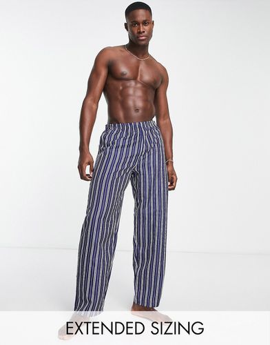 Pantalon confort en tissu à rayures - et blanc - Asos Design - Modalova